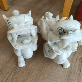 pixiu_h__19cm_l__30cm_w__8cm